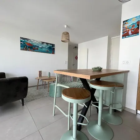 Entre Nous Apartment *